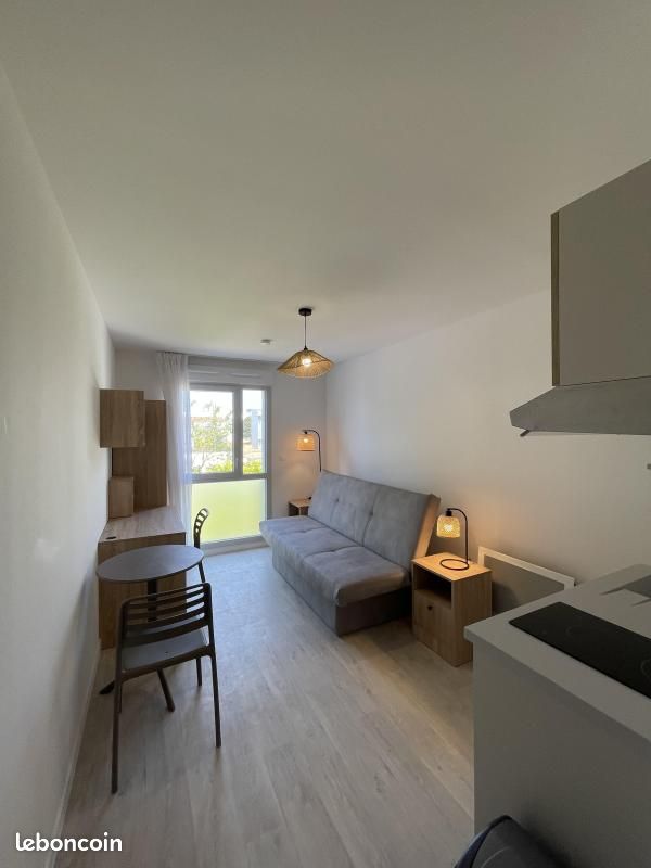 Appartement 1 pièce 18 m² · à La Rochelle · 18 m² · 700 €
