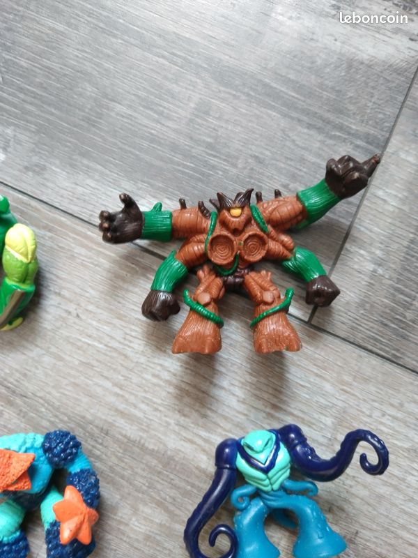 Lot figurines Gormiti (image 3)