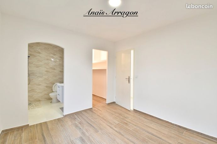 https://img.leboncoin.fr/api/v1/lbcpb1/images/85/aa/91/85aa91a1a933a51ad80244cd4501f22216880c05.jpg?rule=ad-image