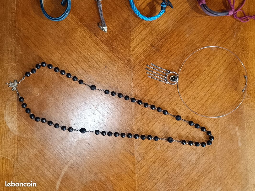 Lot de bijoux fantaisie (image 3)