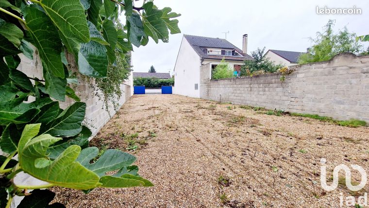 Terrain 446 m² Maurecourt