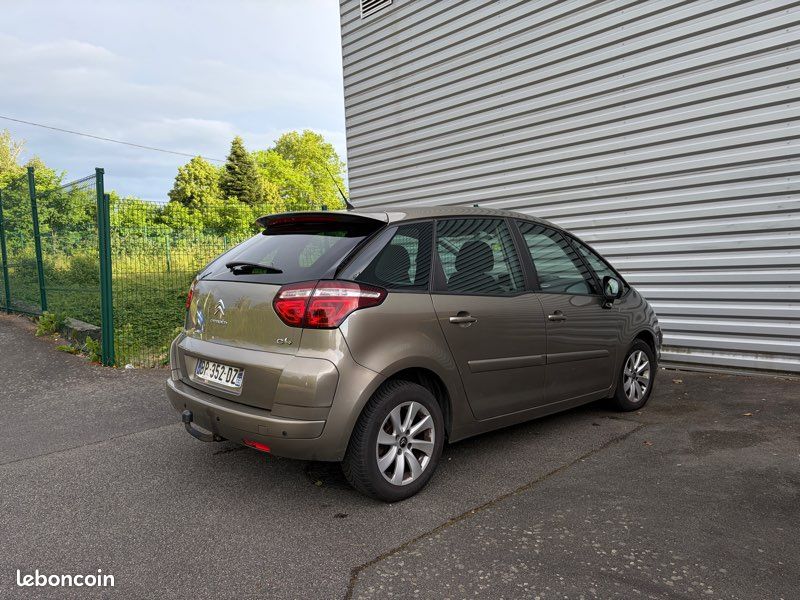 CITROËN C4 PICASSO 1.6 HDI 112cv Phase 2 Finition Exclusive / Attelage (image 2)