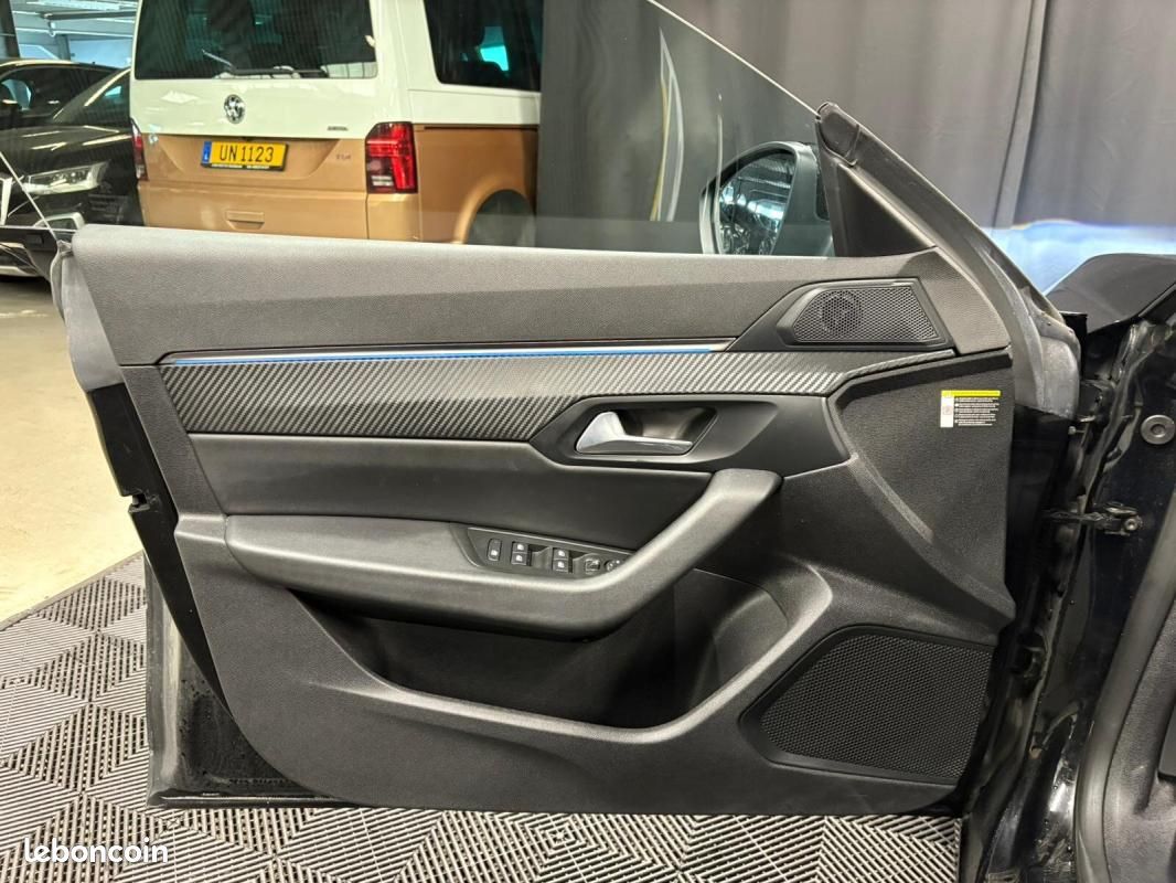 Peugeot 508 SW Allure Pack PHEV 225cv (image 11)