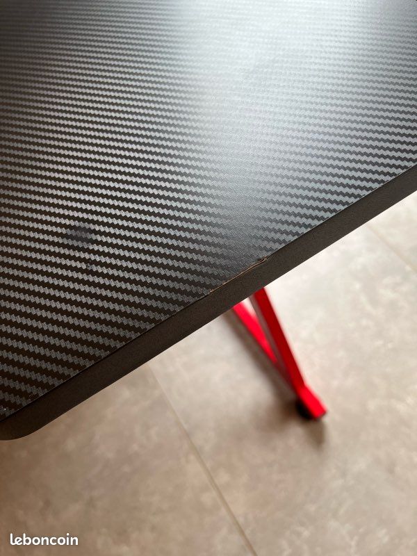 Bureau Gamer / Bureau de travail (acheté chez BUT) - Effet Carbone (image 10)