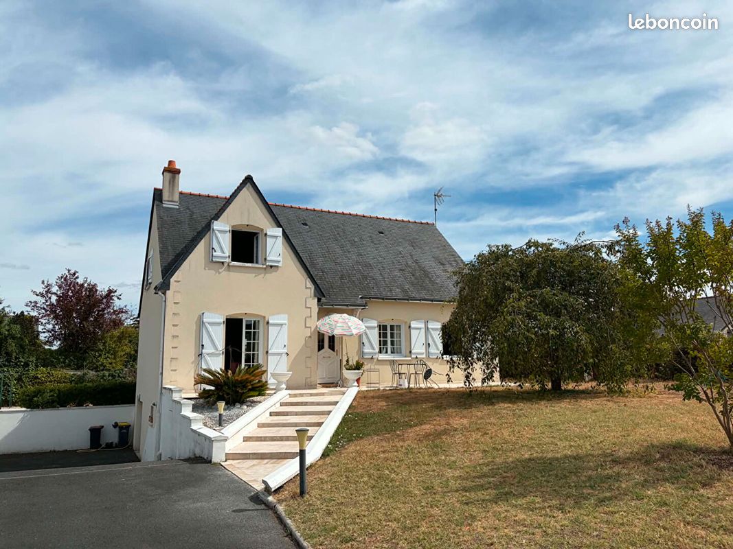 Maison 6 pièces 141 m² · à Varrains · 141 m² · 315 900 €