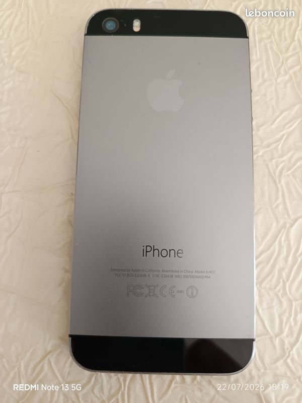 I phone 5 (image 2)