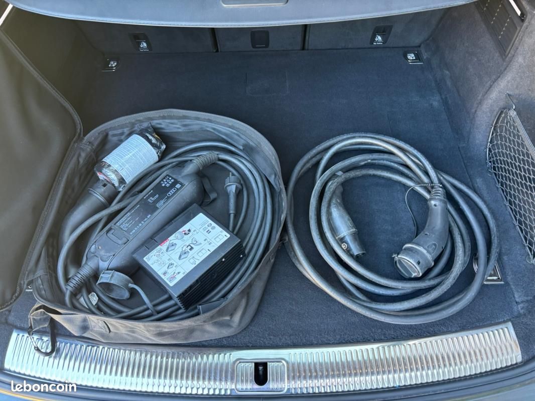 Audi Q5 Sportback 55 TFSIe Hybrid PHEV 367 ch Quattro S-line S tronic 7 (image 24)