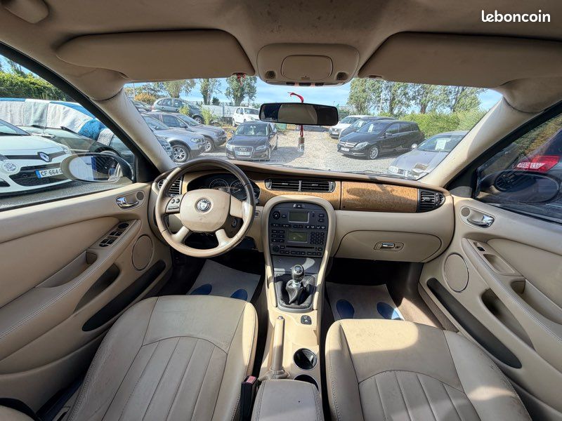 Jaguar X-TYP 2.0 D 130 CH (image 5)