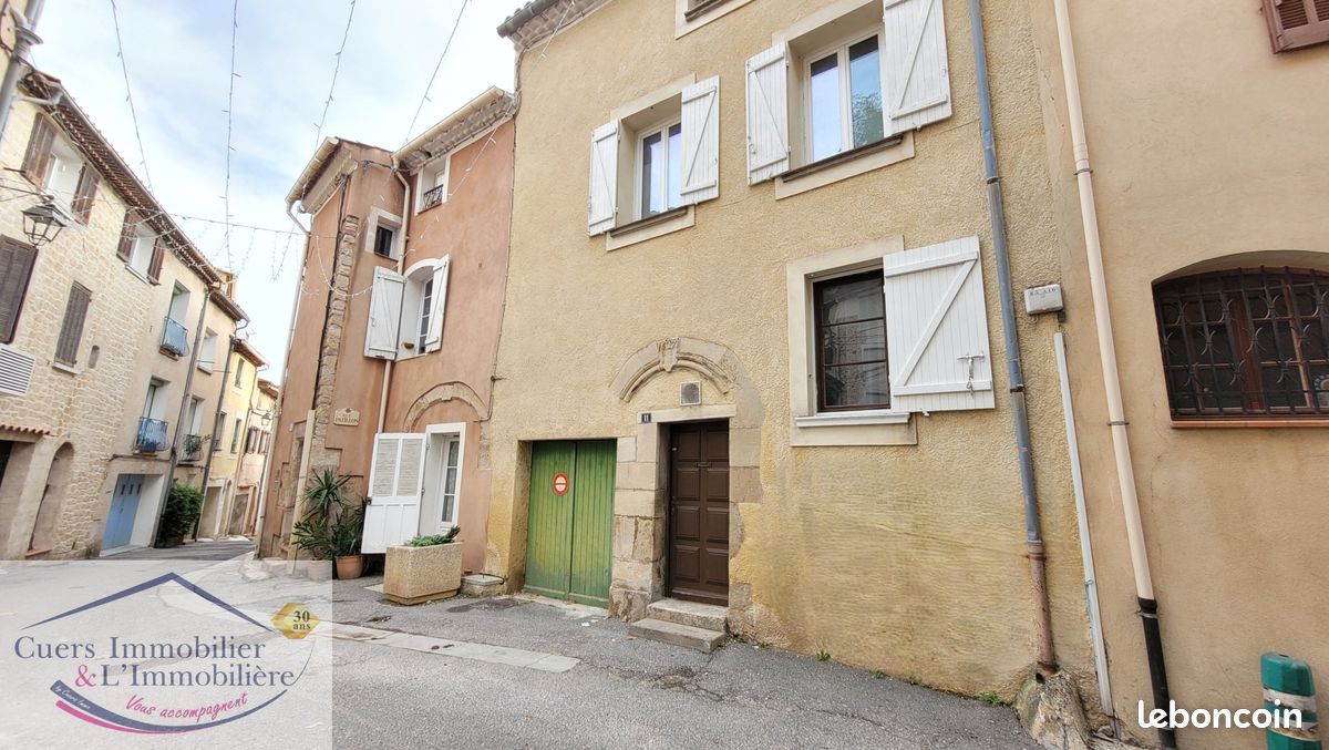 Maison 9 pièces 195 m² · à Cuers · 195 m² · 275 000 €