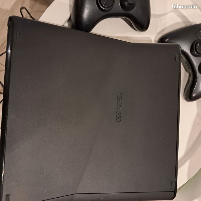 Xbox 360 (image 7)