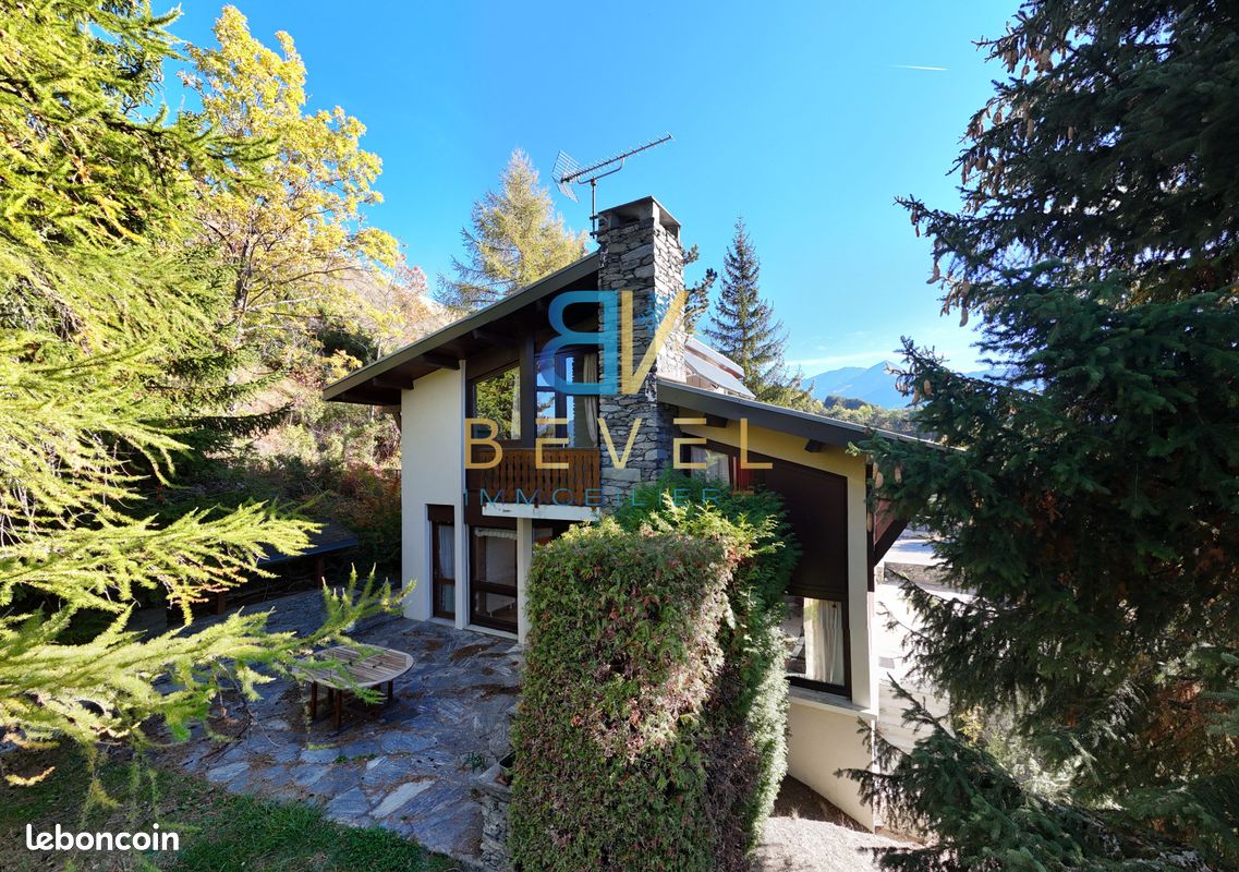 Maison 6 pièces 141 m² · à Aussois · 141 m² · 615 000 €