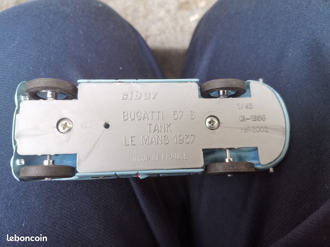 Bugatti 57 S Tank bleue 24H Le Mans 1937 1/43 eme (image 4)