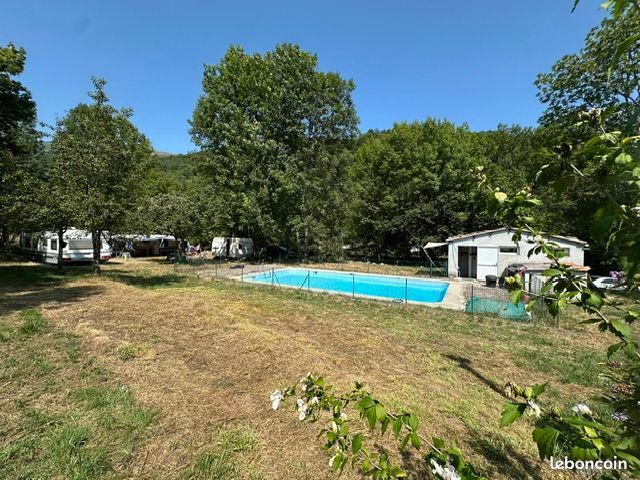 Terrain 5 793 m² Juvinas · 70 000 €