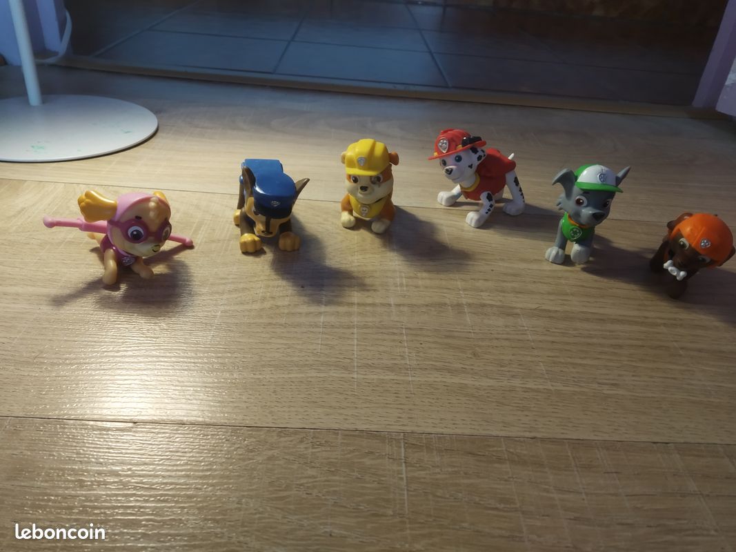 Lot Figurines Pat Patrol (image 1)
