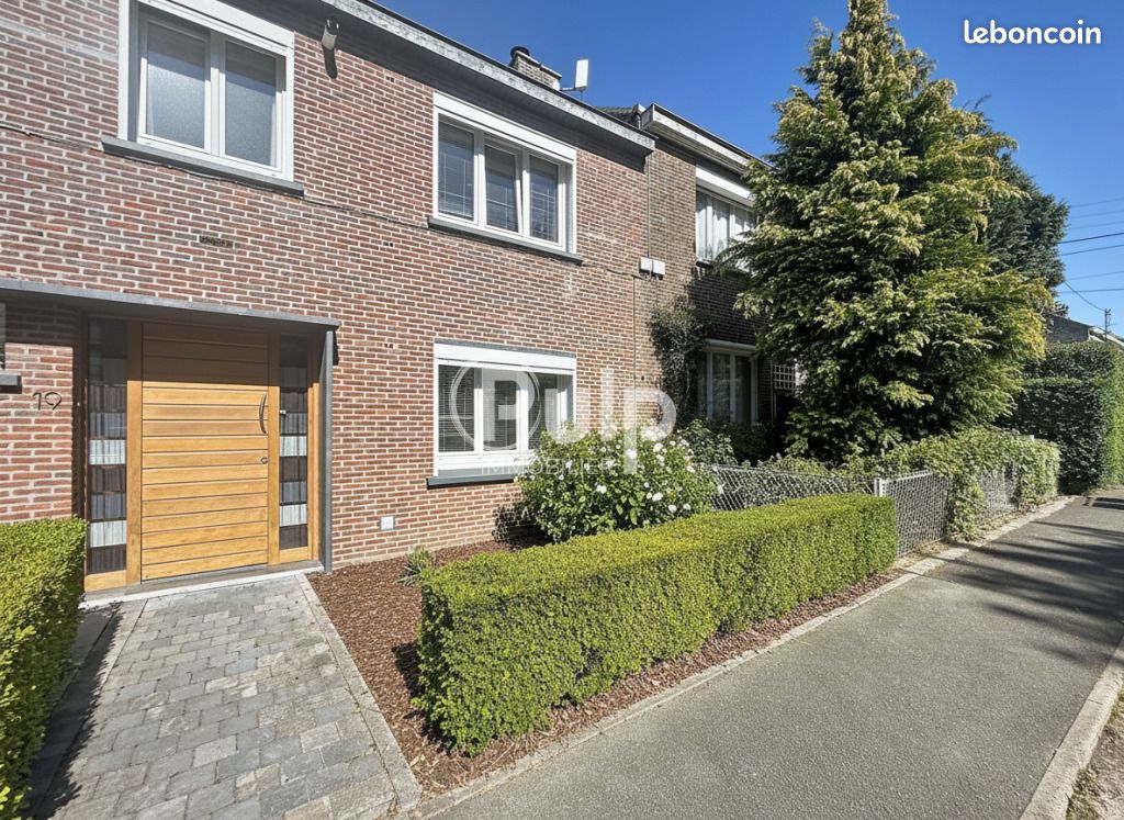 Maison 106 m² · à Wasquehal · 106 m² · 317 900 €