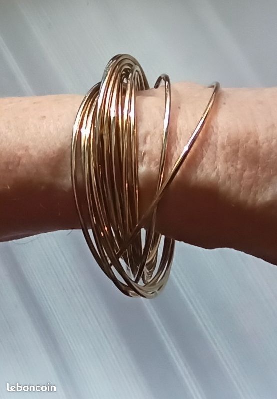 Bracelet Esprit Saint Ajouré en Inox Doré | La Boutique des Chrétiens