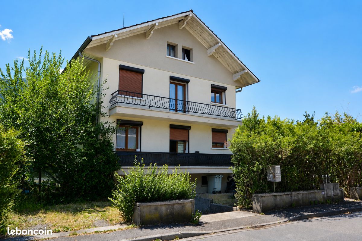 Maison 8 pièces 150 m² · à Cluses · 150 m² · 345 000 €