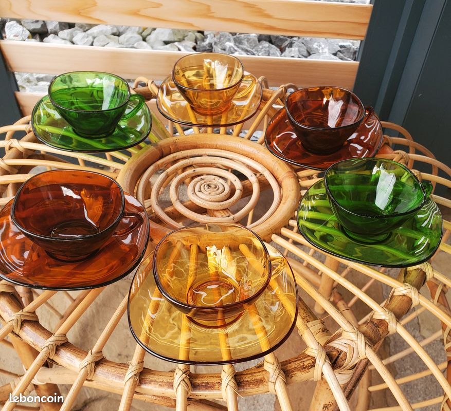 Gezzeny Lot De 3 Tasses à Café Vintage En Verre Avec Soucoupe Et Cuillère, Assiette Transparente En Relief Pour Cappuccino, Latte, Céréales, Lait, Fête Au Bureau à Domicile, Doré, 414 Ml