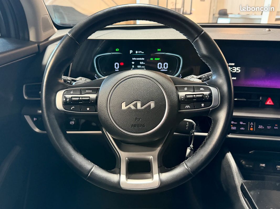 Kia SPORTAGE V (SVK) 1.6 T-GDI 16V 230 Hybrid 4x2 179 cv Boîte auto (image 18)