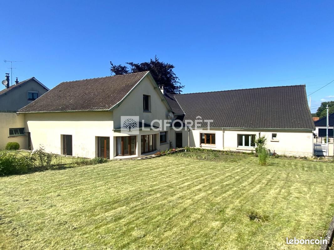 Maison 6 pièces 196 m² · à Hesdin-la-Forêt · 196 m² · 139 000 €