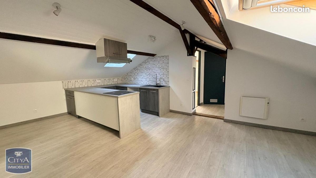 Appartement 3 pièces 32 m² · à Roanne · 32 m² · 495 €