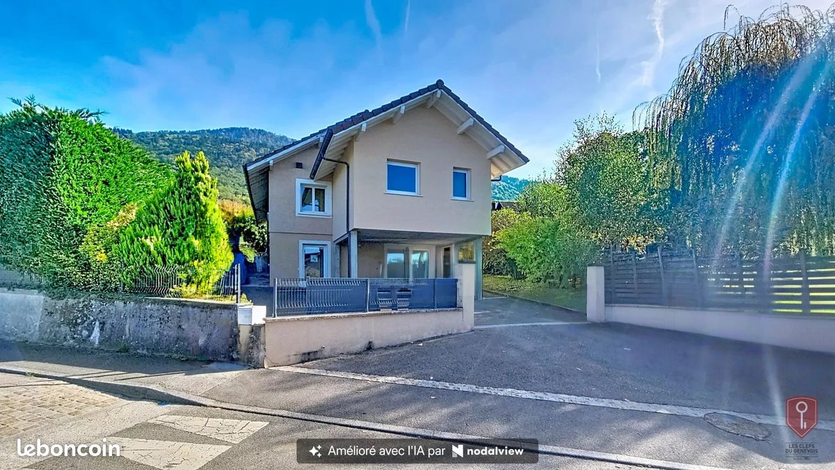 Maison 9 pièces 183 m² · à Saint-Cergues · 183 m² · 739 000 €
