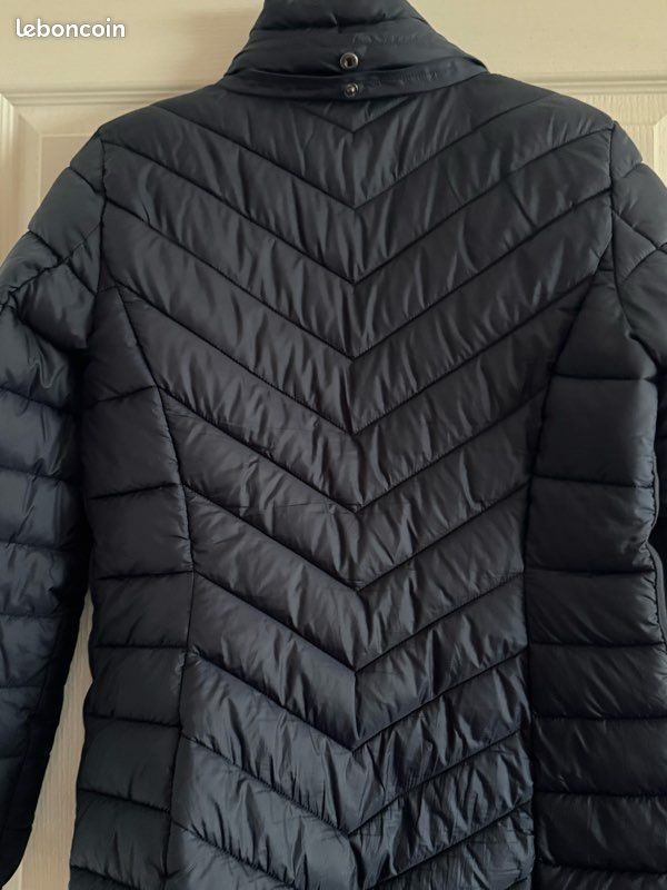 Vends Doudoune Bleu T.38 (image 5)