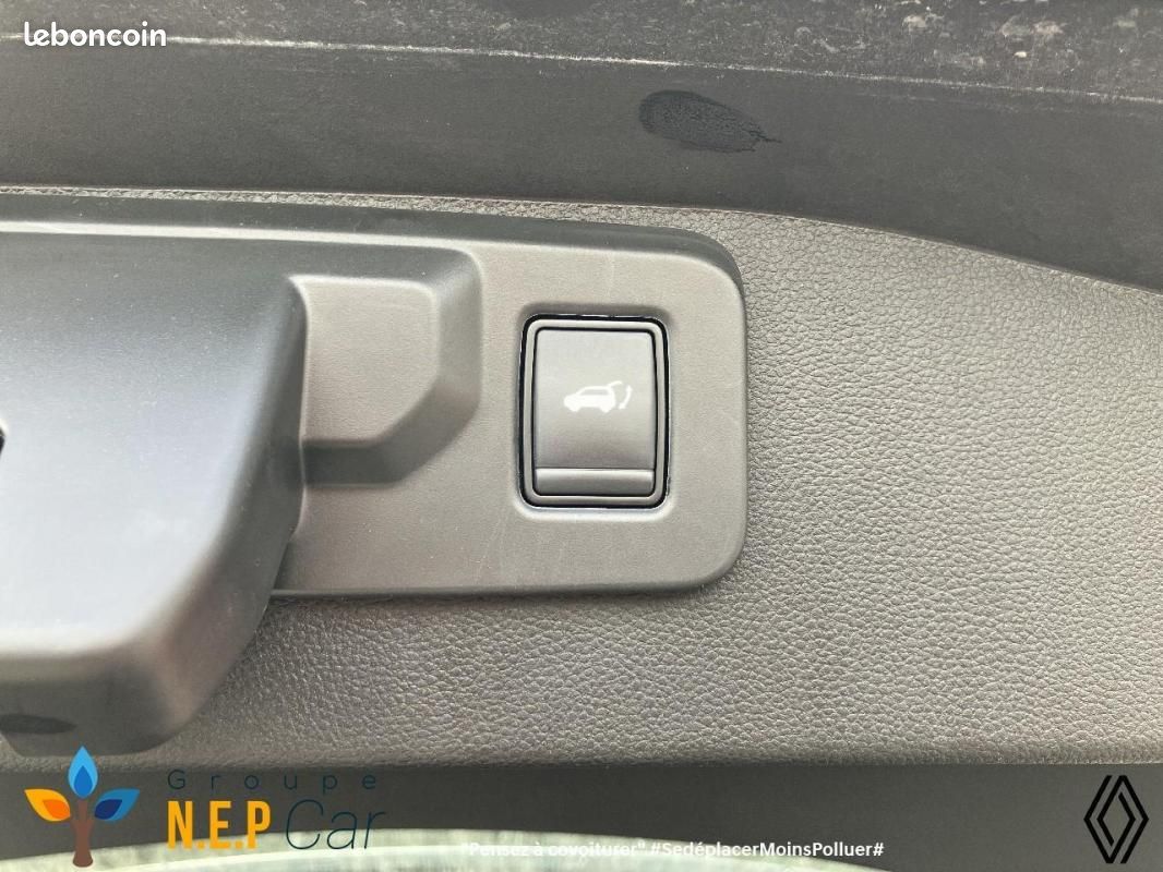 Renault Austral E-Tech hybrid 200 Techno (image 12)
