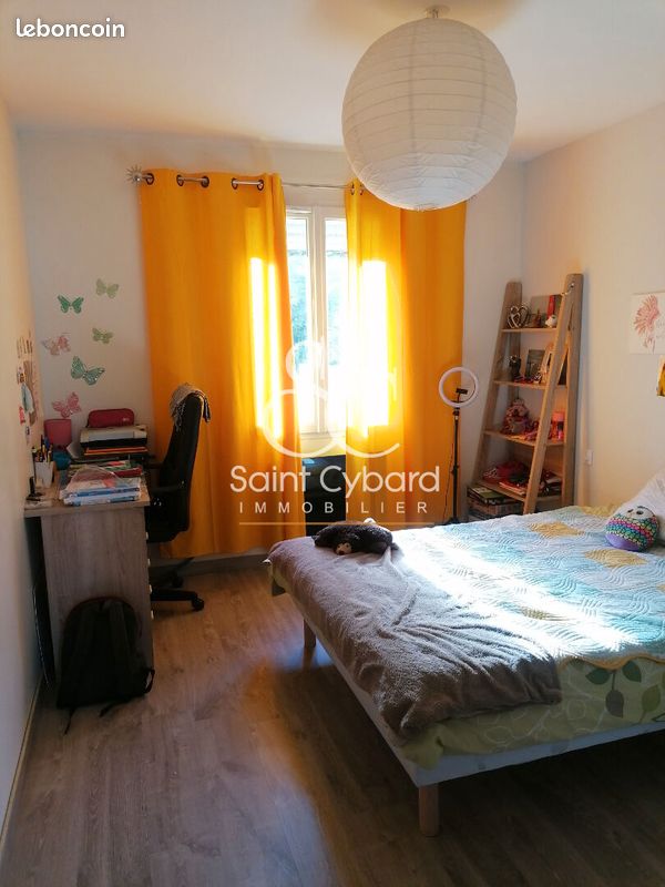 Pavillon 4 pièces 121 m² - Gond-Pontouvre 16160 (image principale 10)