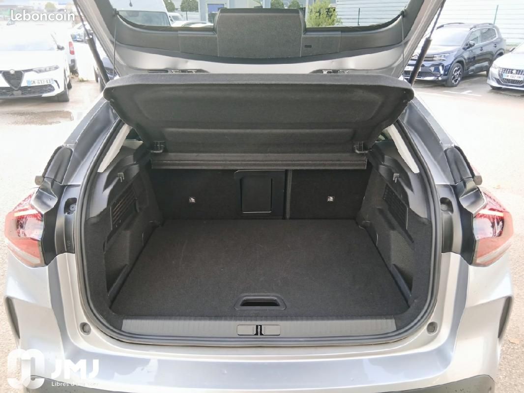 Citroën C4 PureTech 130 EAT8 Max (image 10)