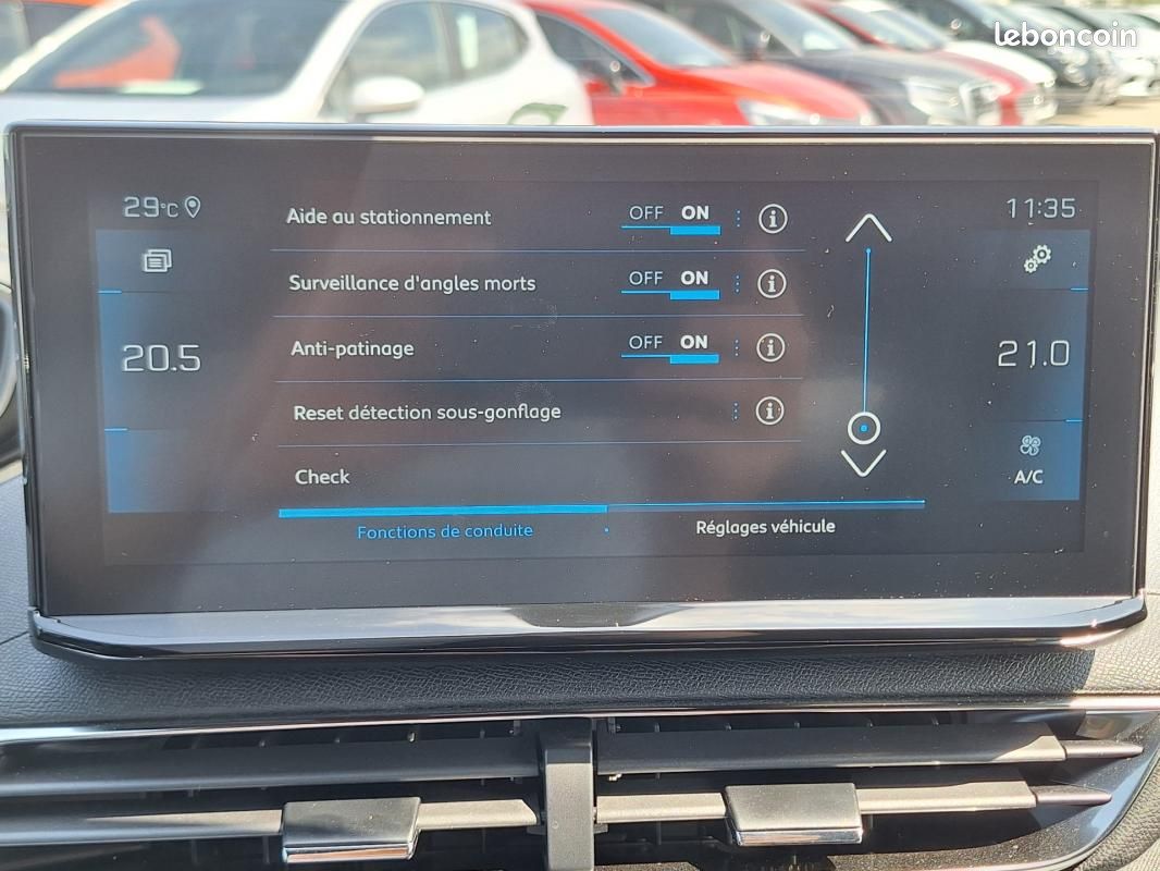 Peugeot 5008 BlueHDi 130ch S&S EAT8 Allure Pack (image 15)