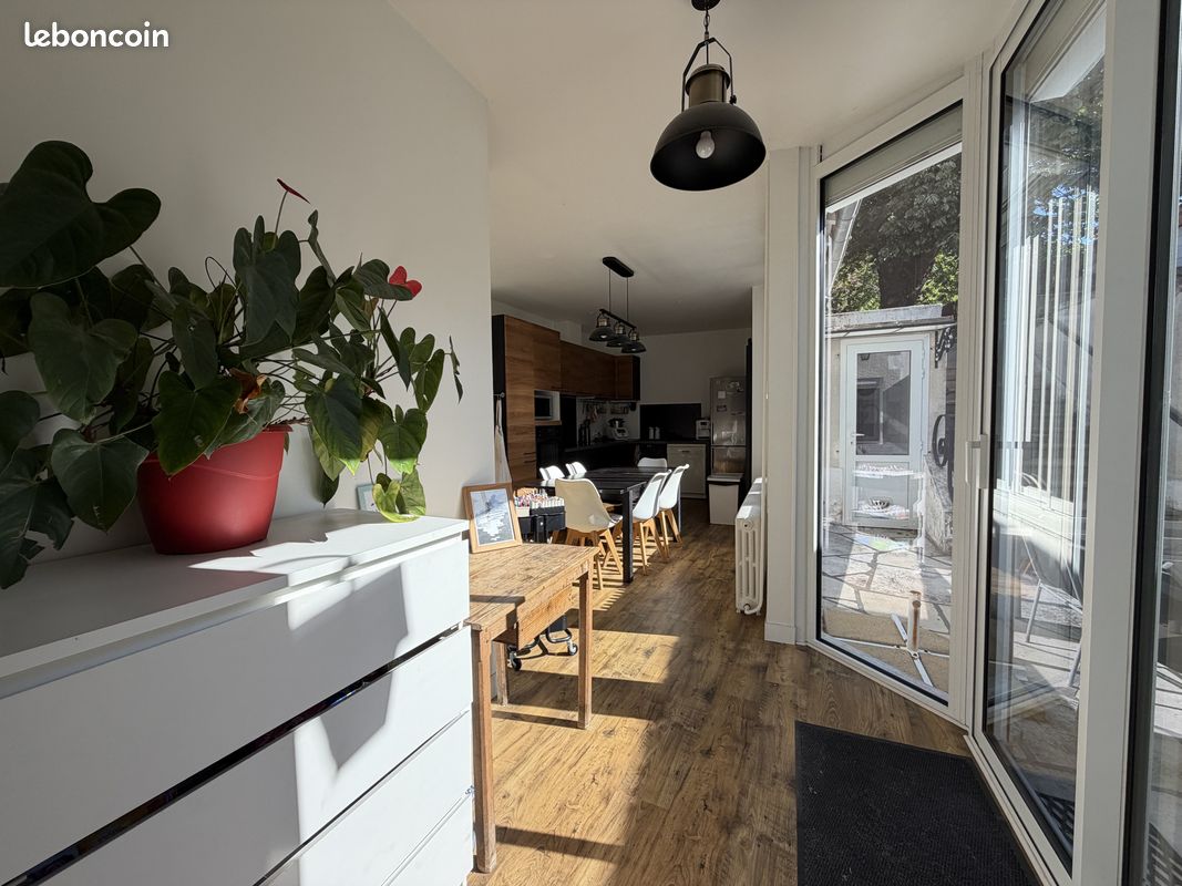 Maison 4 pièces 120 m² · à Saint-Benoît · 120 m² · 288 000 €