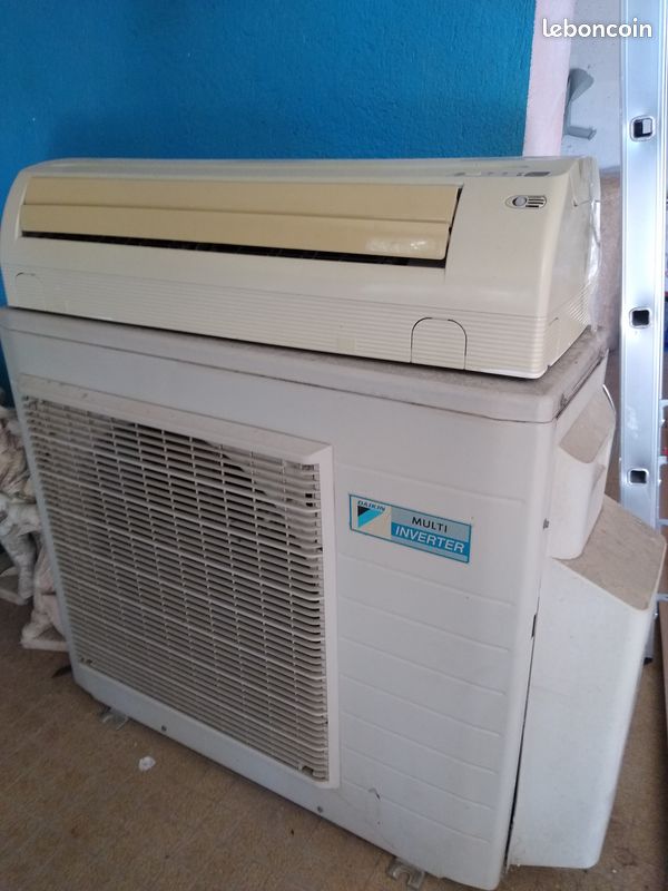 Vente d'un système de climatisation, de chauffage et de refroidissement Daikin d'occasion (image 2)