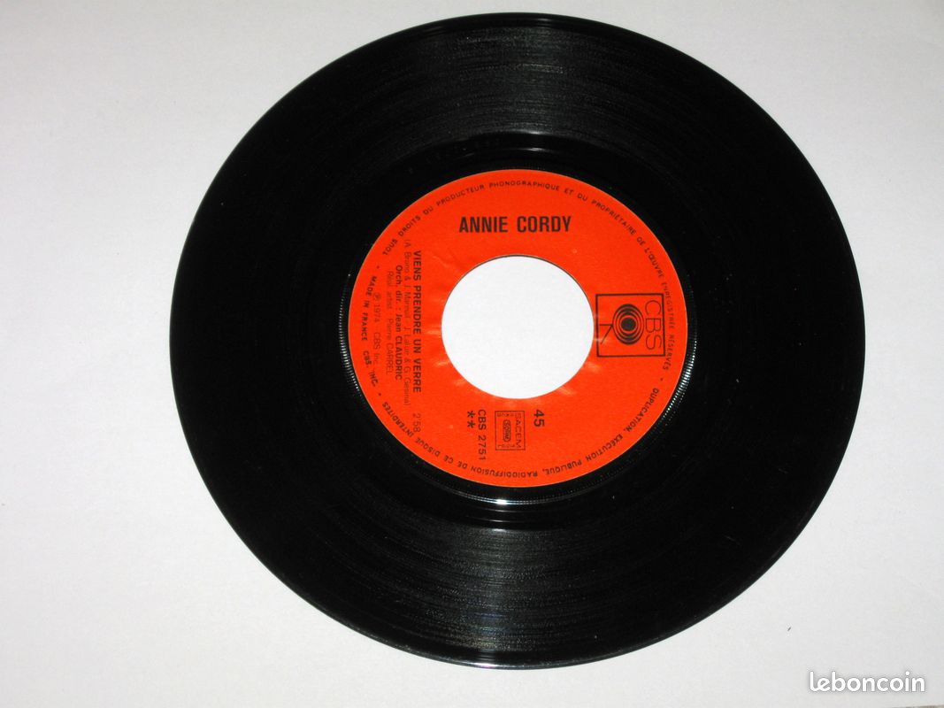 Annie Cordy – La Bonne Du Curé / Viens Prendre Un Verre / 45T (image 4)