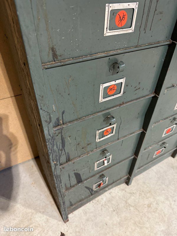 Armoire casier métallique (image 4)