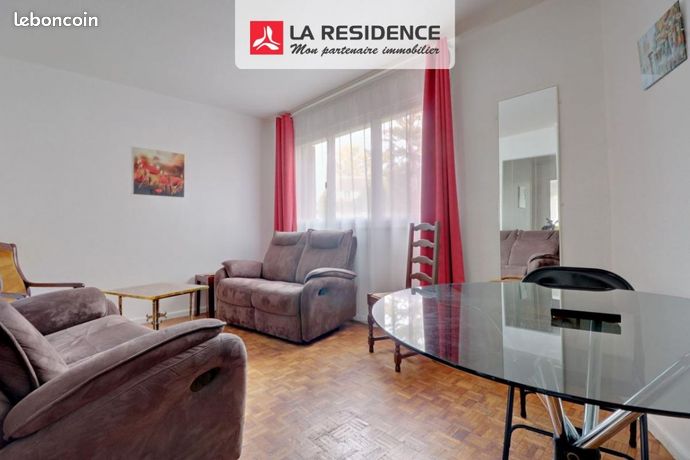 https://img.leboncoin.fr/api/v1/lbcpb1/images/85/c3/cf/85c3cf5afeec92a17a4546c4db632c7f2c6ec31b.jpg?rule=ad-image
