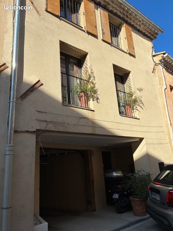 Maison 5 pièces 137 m² · à Lambesc · 137 m² · 389 000 €