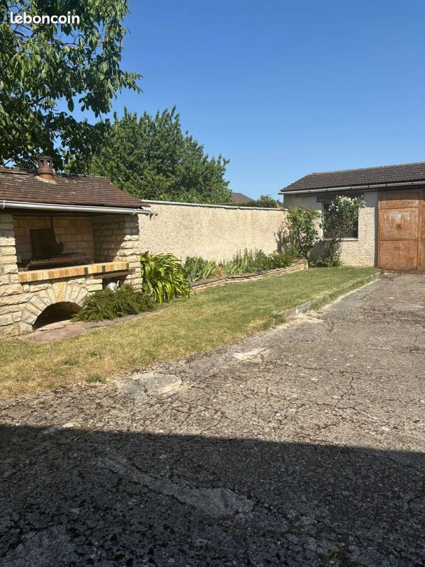 Maison 6 pièces 128 m² · à Ladoix-Serrigny · 128 m² · 285 000 €