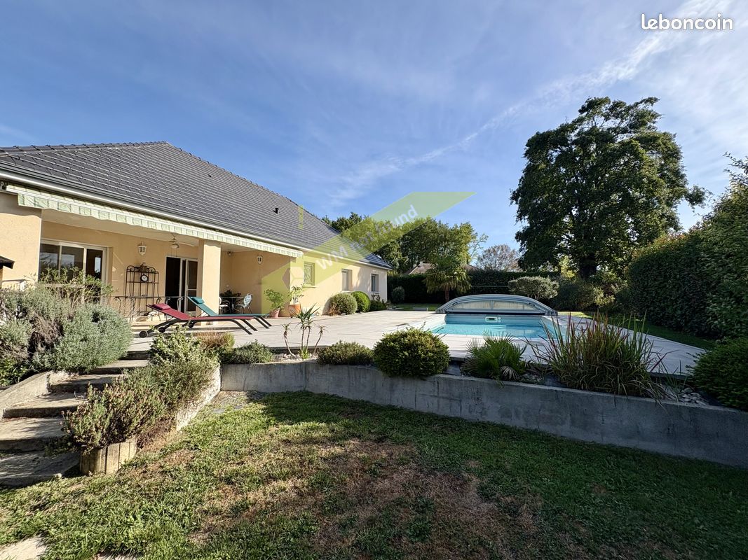 Maison 5 pièces 159 m² · à Saint-Viance · 159 m² · 349 800 €