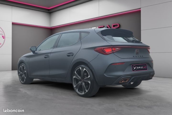 CUPRA LEON 1.4 E-HYBRID 245 VZ DSG6 Sièges chauffants Toit Ouvrant Peinture Mate Garantie 12 mois (image 3)
