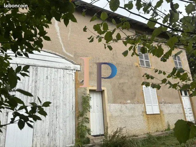 Maison 4 pièces 80 m² · à Saint-Nizier-sous-Charlieu · 80 m² · 117 700 €