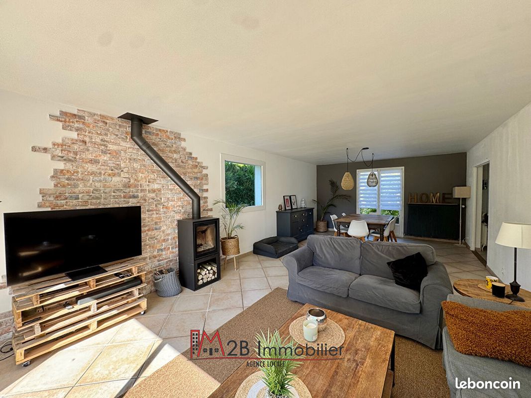 Maison 8 pièces 190 m² · à Gouvernes · 190 m² · 599 000 €