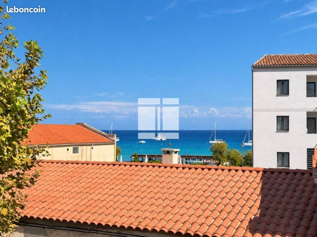 Appartement 2 pièces 33 m² · à L'Île-Rousse · 33 m² · 237 000 €