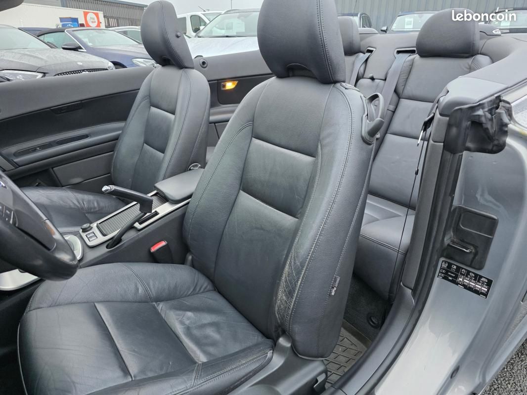 Volvo C70 Cabriolet 2.4i 170 Summum (image 8)