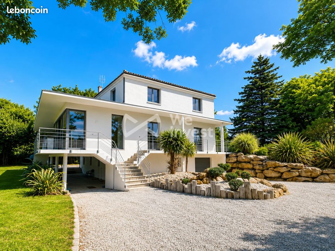 Maison 8 pièces 290 m² · à Saujon · 290 m² · 657 000 €