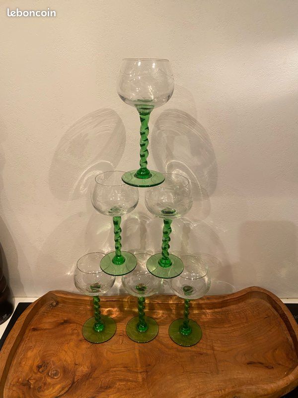 6 verres vin blanc pieds torsadés 💚 (image 1)
