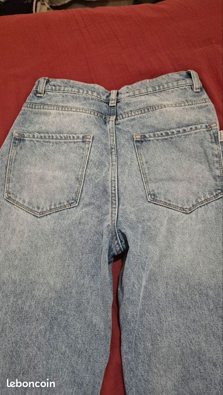 Jeans slim taille haute kookaï
Taille 34
Bleu clair
100% coton (image 6)