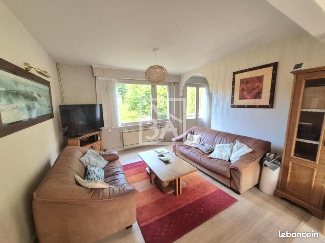 Maison 8 pièces 115 m² · à Dunkerque · 115 m² · 317 800 €