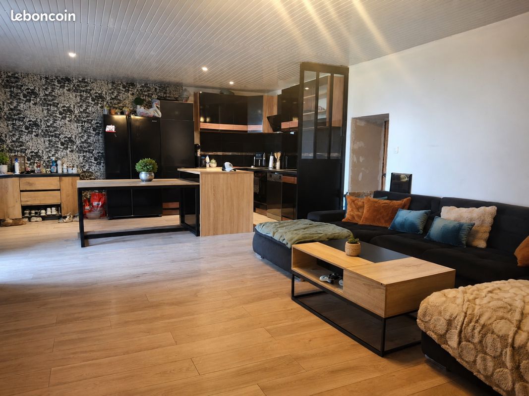 Maison 5 pièces 111 m² · à Grézac · 111 m² · 180 000 €