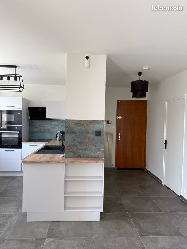 Appartement 3 pièces 71 m² · à Saint-Denis-lès-Bourg · 71 m² · 900 €/mois